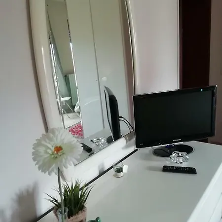 ベッド・アンド・ブレックファスト Il Girasole Basciano